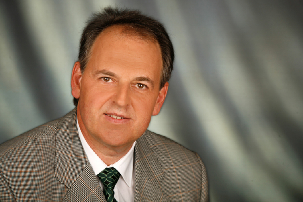 felde_heinz_web.jpg